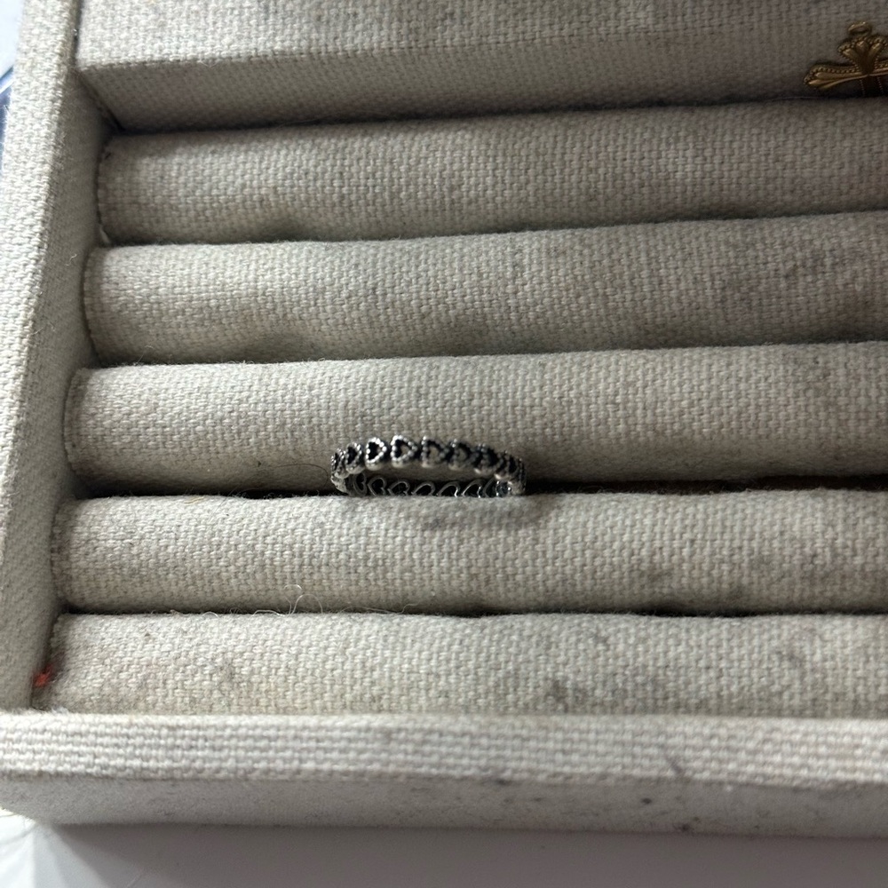 Pandora ring